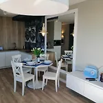 Cicha Przystan Platany דירה